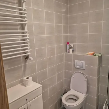 Апартаменты Holiapart In Powstancow Warszawy Стегна